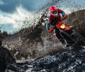 开云APP-戈贝尔的沉默统治，当世界杯成为巨人的终极试炼场