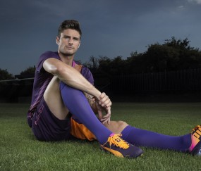 开云体育世界杯-孔德冠军级表现铸就防线，加纳天才少年导演红牛速败之夜