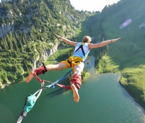 开云体育-致命一击定乾坤，孙兴慜率斯洛伐克险胜尼日利亚，H组风云再起