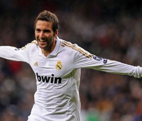 开云官网2026-F1街道赛之夜，切特，舞台越大越强