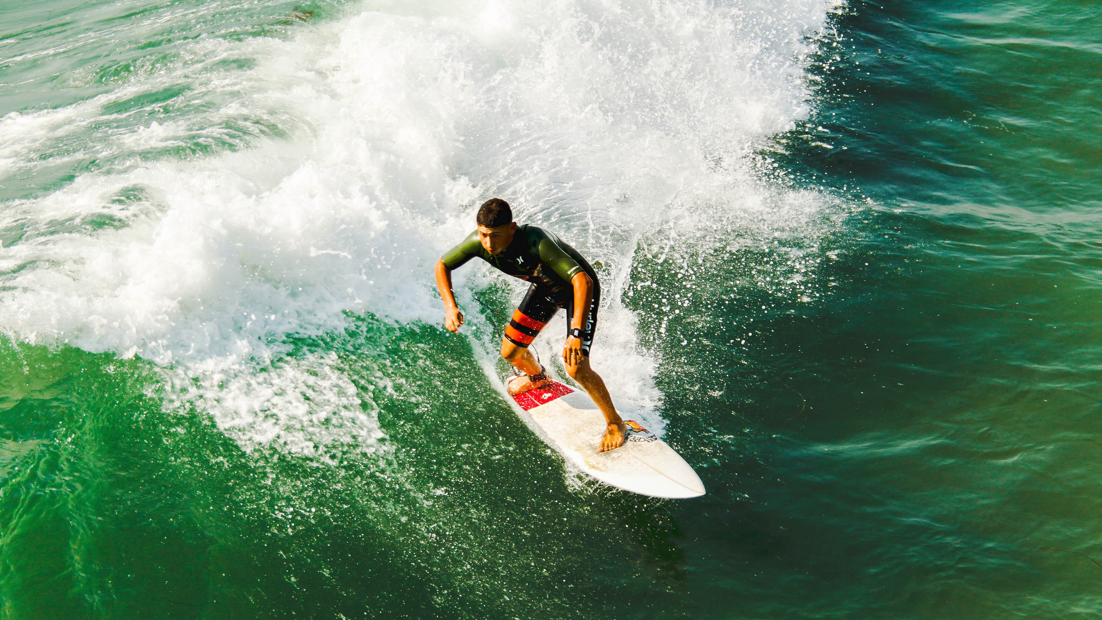 喀麦隆单节拉开切尔西，阿坎吉在德甲争冠战接管比赛，非洲足球的全球化叙事