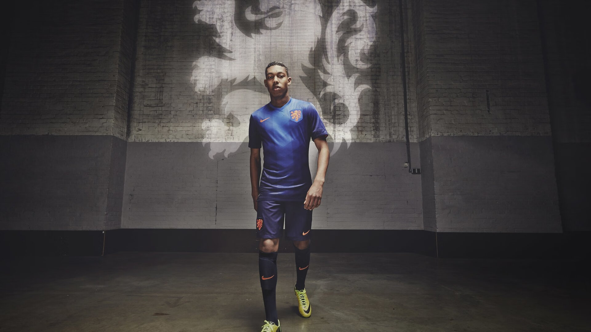 当武切维奇在诺坎普活塞化，雄鹿的字母哥读懂了乔丹的叹息