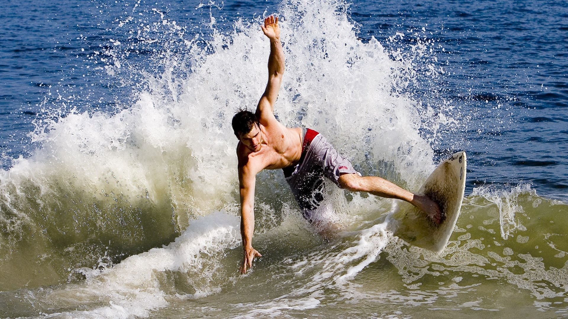 开拓者惊天翻盘湖人，字母哥成关键先生改写战局